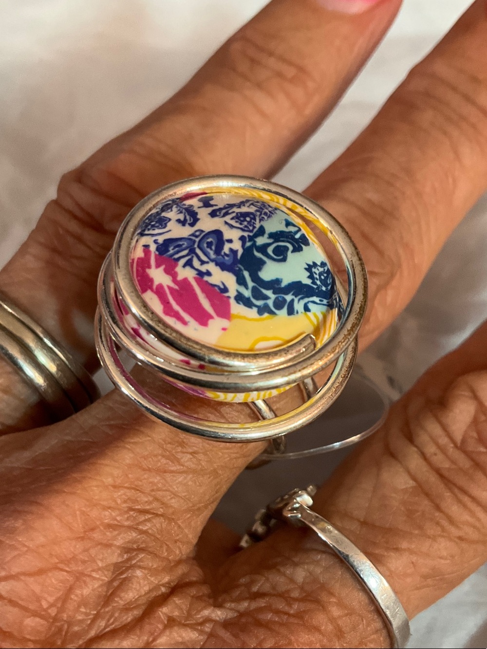VIVA BEADS Artisan Multicolor Ceramic Statement Ring - Silver Band
JUMBLE